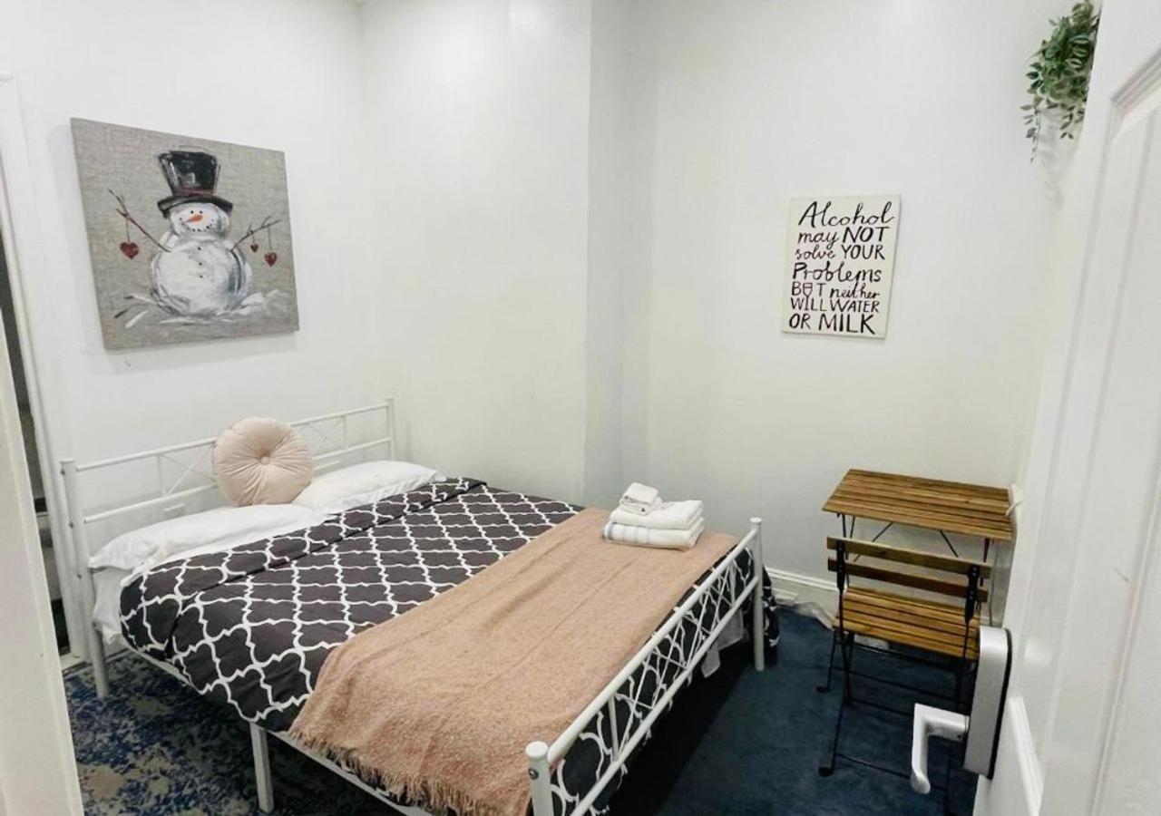 Oui On Ludlow - Entire House And Private Rooms In University City Φιλαδέλφεια Εξωτερικό φωτογραφία